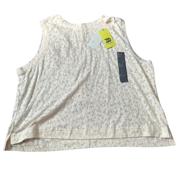 Women’s Cropped Active Boxy Tank Top Cream Leaves Size XL All In Motion NWT - Picture 1 of 4